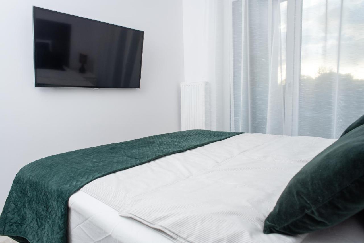 Apartament Happy Holiday โควอบเซก ภายนอก รูปภาพ